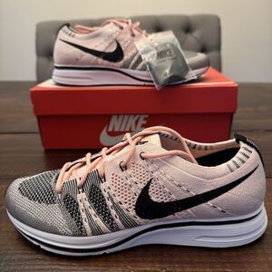 Nike Flyknit Trainer Sunset Tint Shoes